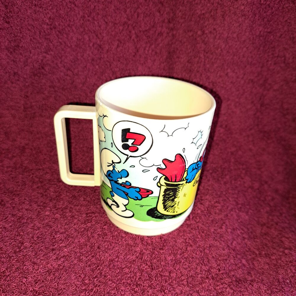 Vintage 1980 Deka Smurfs/Smurfette Cartoon Collectable Cup, Mug,Plastic W/handle - Picture 3 of 9